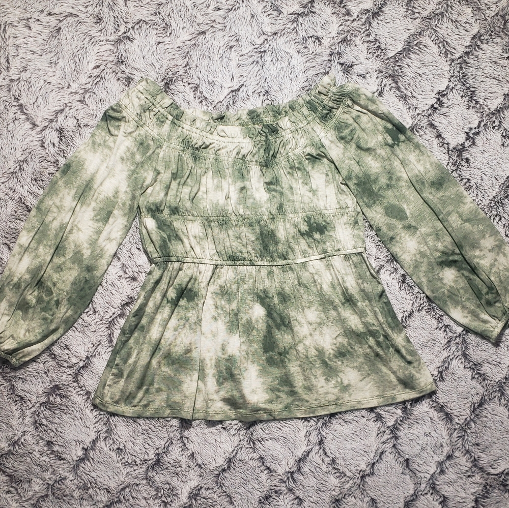 Girl's Tie Dye Peasant Top Medium